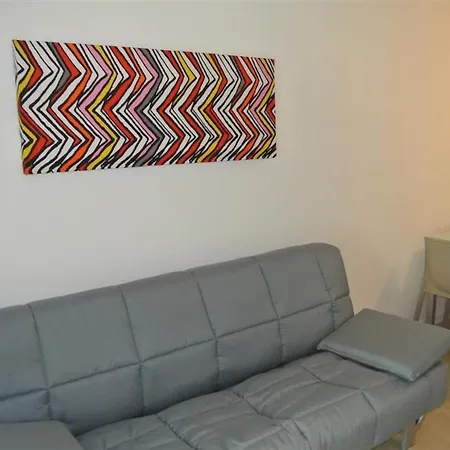 Comfy 200m From The Sea *