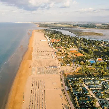Comfy 200m From The Sea Bibione